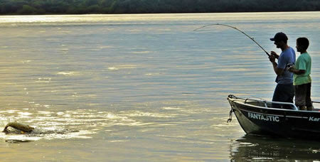 VARA DE PESCA DE FIBRA DE VIDRO EXPANSIVEL 4,0M